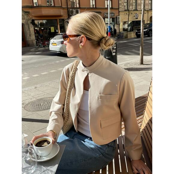 Djerf Avenue Jackets & Blazers - Djerf Avenue Day-to-day Cropped Jacket  - S - Cream